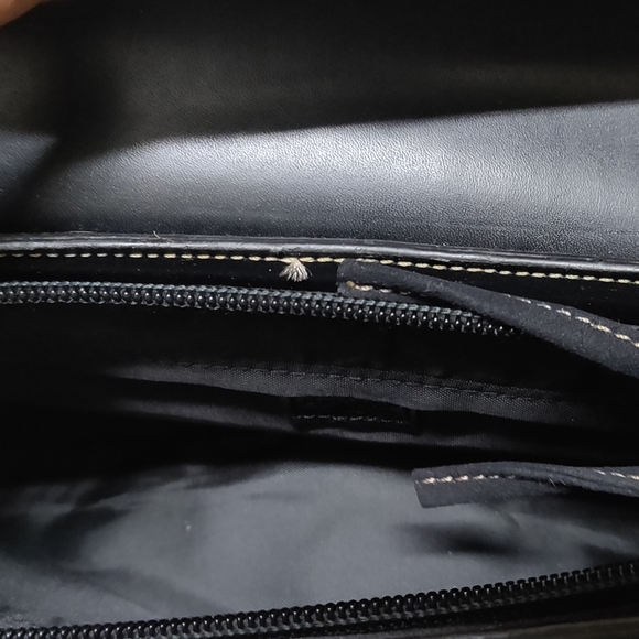 Black Baguette - Picture 5 of 12